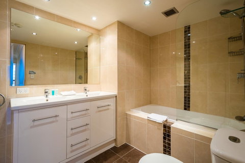 Breakers North Absolute Beachfront Apartments - Official - Lismore Accommodation 36