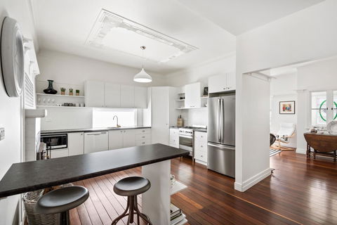 The Lighthouse - Lismore Accommodation 11