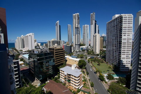 Surfers Mayfair - Lismore Accommodation 1