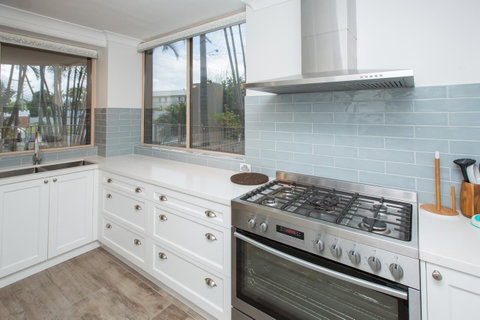 Miami Beachside Holiday Apartments - Lismore Accommodation 12