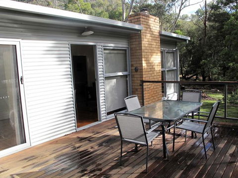 Wattletree Cottage - Lismore Accommodation 2