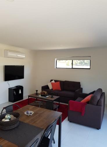 White Caps B - New Styles & Spacious Home - Lismore Accommodation 3