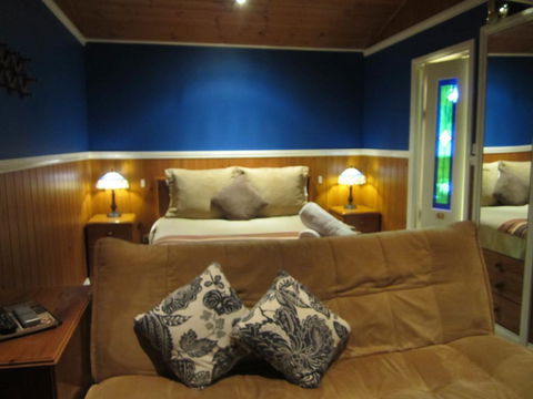 Willowlake Cottages - Lismore Accommodation 1