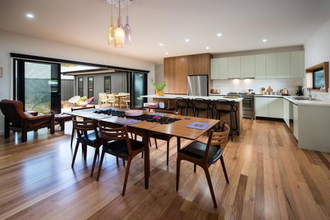 Wombat Hill Lodge - Lismore Accommodation 2