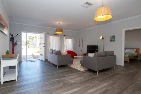 Xanadu - Aldinga Beach - Lismore Accommodation 3