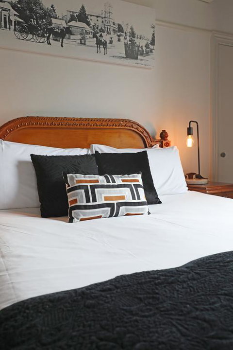 Yarra Valley Grand - Lismore Accommodation 3