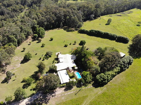Yarrahapinni Homestead - Lismore Accommodation 1