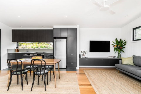 Your Luxury Escape - Carinya Cottages 5 - Lismore Accommodation 1