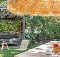 Your Luxury Escape - Den - 5min walk to Clarke's Beach - Lismore Accommodation