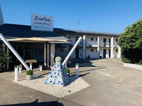 Zorba Waterfront Motel - Lismore Accommodation 0