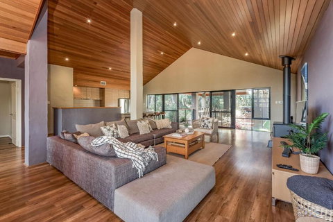 A Bush Utopia - Lismore Accommodation 3