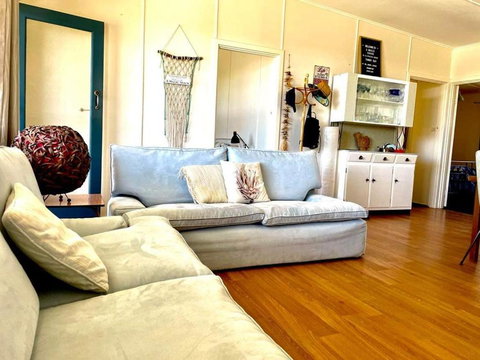 A Magic Shack - Relax, Recharge, Frolic & Fish - Lismore Accommodation 3