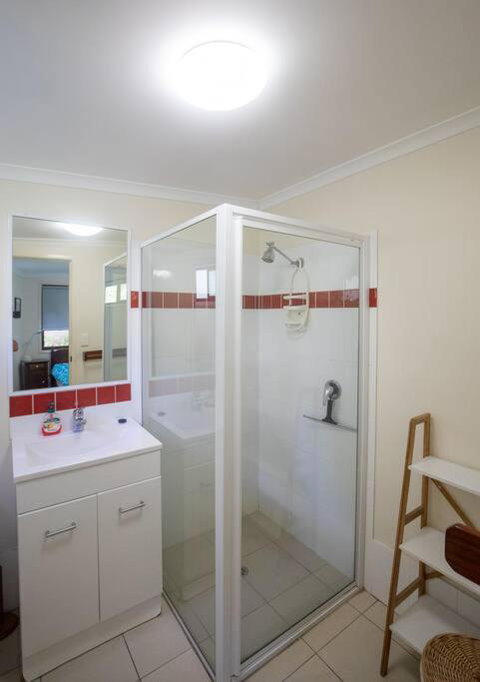Allamanda Cottage - Close To Beach - Pet Friendly - Lismore Accommodation 4