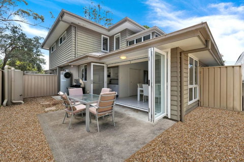 Annvilla - Two Bedroom Townhouse In Huskisson - Lismore Accommodation 1