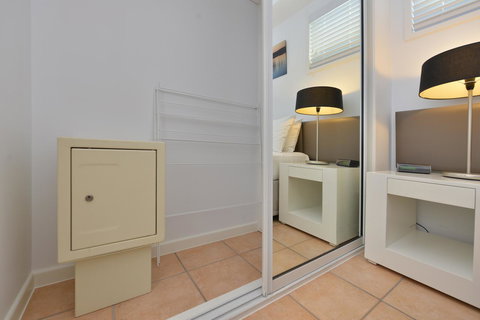 Port Douglas Apartments - Adults Only Oasis - Lismore Accommodation 13