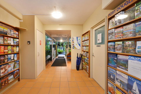 Port Douglas Apartments - Adults Only Oasis - Lismore Accommodation 10