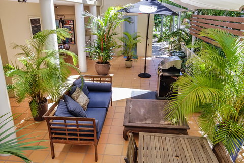 Port Douglas Apartments - Adults Only Oasis - Lismore Accommodation 42