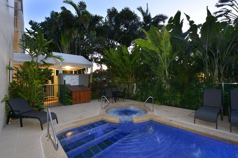 Port Douglas Apartments - Adults Only Oasis - Lismore Accommodation 19
