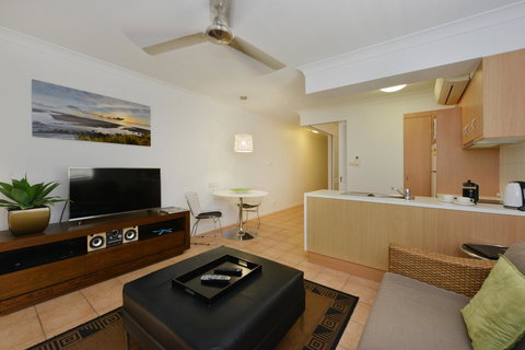 Port Douglas Apartments - Adults Only Oasis - Lismore Accommodation 23