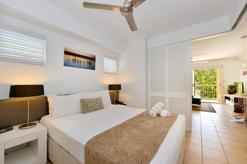 Port Douglas Apartments - Adults Only Oasis - Lismore Accommodation 31