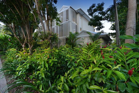 Port Douglas Apartments - Adults Only Oasis - Lismore Accommodation 3