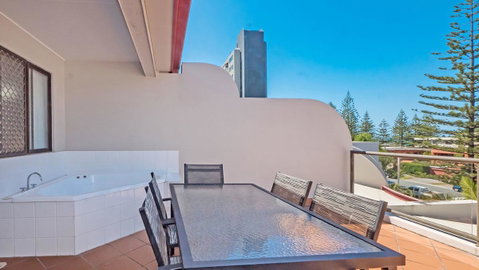 Burleigh On The Beach - Lismore Accommodation 27