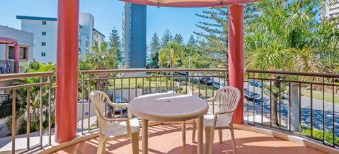 Burleigh On The Beach - Lismore Accommodation 13
