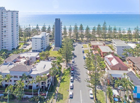 Burleigh On The Beach - Lismore Accommodation 1