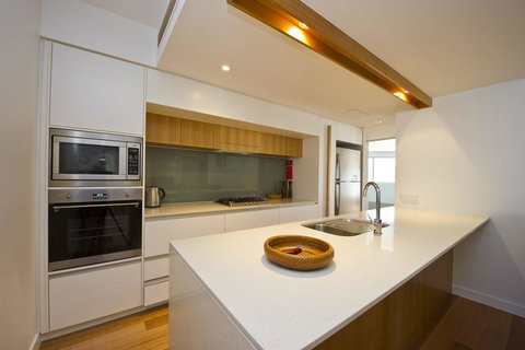 Maggies Beachfront Apartment 13 - Lismore Accommodation 5