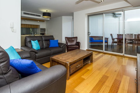 Maggies Beachfront Apartment 13 - Lismore Accommodation 6