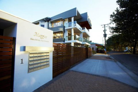 Maggies Beachfront Apartment 13 - Lismore Accommodation 2