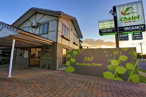 Chalet Motor Inn - Lismore Accommodation 8