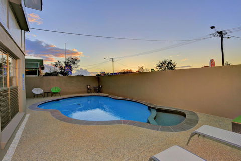 Chalet Motor Inn - Lismore Accommodation 11