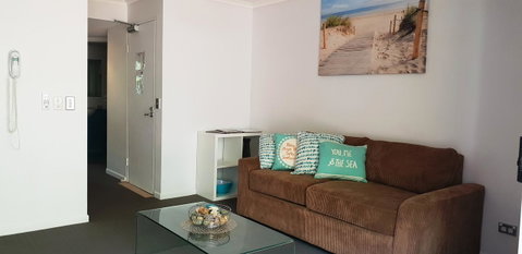 Surfers Beach Resort 2 - Lismore Accommodation 10