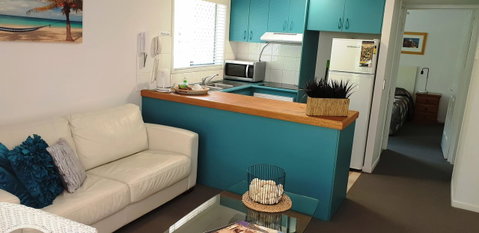 Surfers Beach Resort 2 - Lismore Accommodation 5