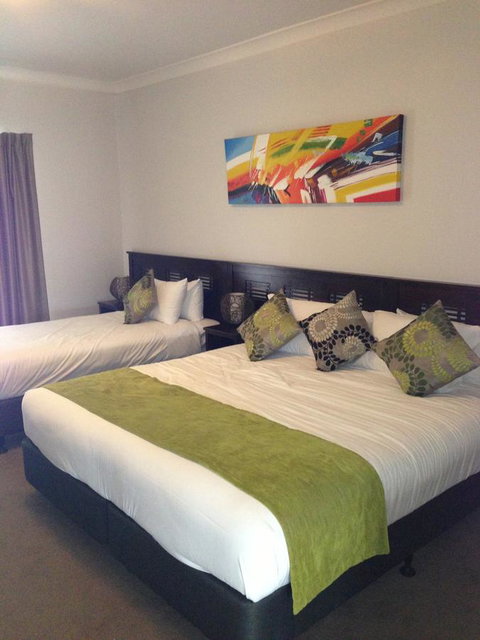 Alexandra Hills Hotel - Lismore Accommodation 16