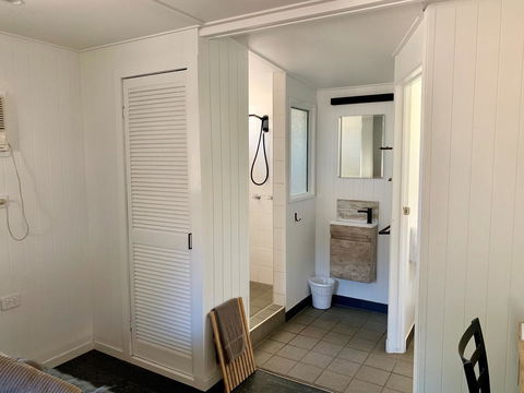 Roamer Magnetic Island Koala Park - Formerly Selina Magnetic Island - Lismore Accommodation 4