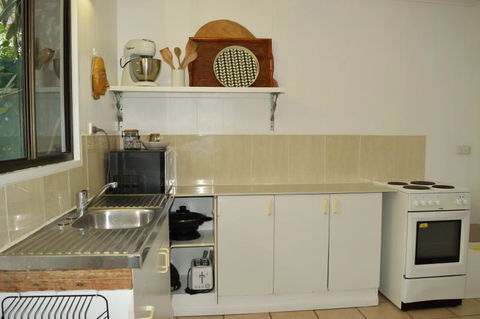 Horseshoe Bay Holiday Unit - Lismore Accommodation 7