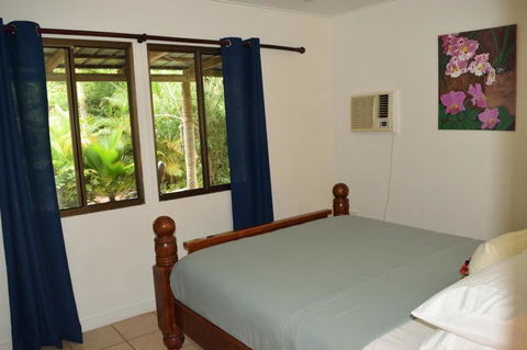 Horseshoe Bay Holiday Unit - Lismore Accommodation 5