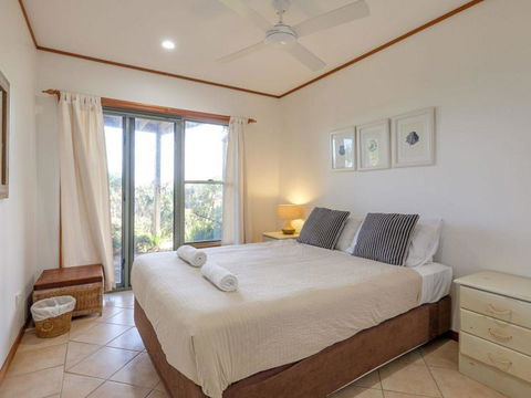 Claytons 1 By Discover Stradbroke - Lismore Accommodation 14