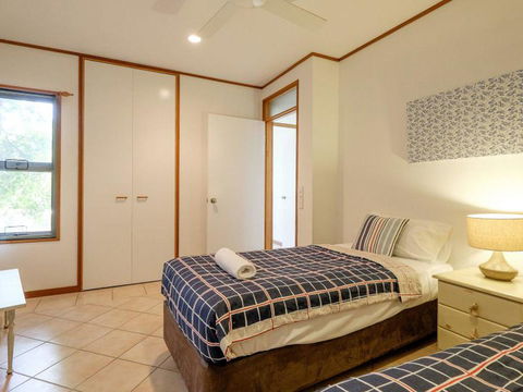 Claytons 1 By Discover Stradbroke - Lismore Accommodation 24