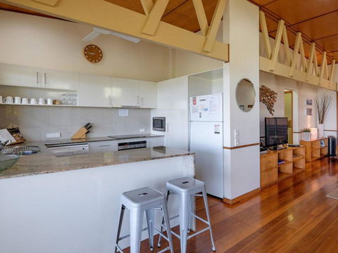 Claytons 1 By Discover Stradbroke - Lismore Accommodation 21