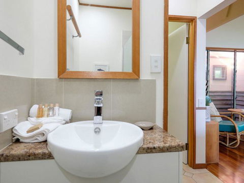 Claytons 1 By Discover Stradbroke - Lismore Accommodation 10