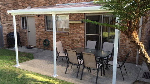 'Lighthouse Palms' - Lismore Accommodation 0