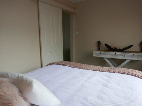'Sandy Bottoms' With WiFi Just Moments From Beach - Lismore Accommodation 2