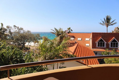 1/9 Marine Parade, Wategos Beach - Beachbound - Lismore Accommodation 0