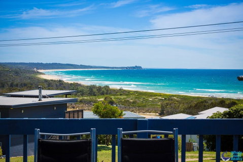 17 Dulling Street - Beach House - Lismore Accommodation 0
