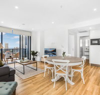 2-Bed Beach Apartment with Pool Parking and Balcony - Lismore Accommodation