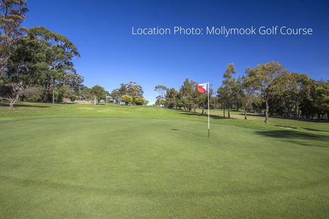 2/81 Clyde St - Villa De Golf At Mollymook - Lismore Accommodation 2