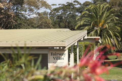 2/81 Clyde St - Villa De Golf At Mollymook - Lismore Accommodation 3